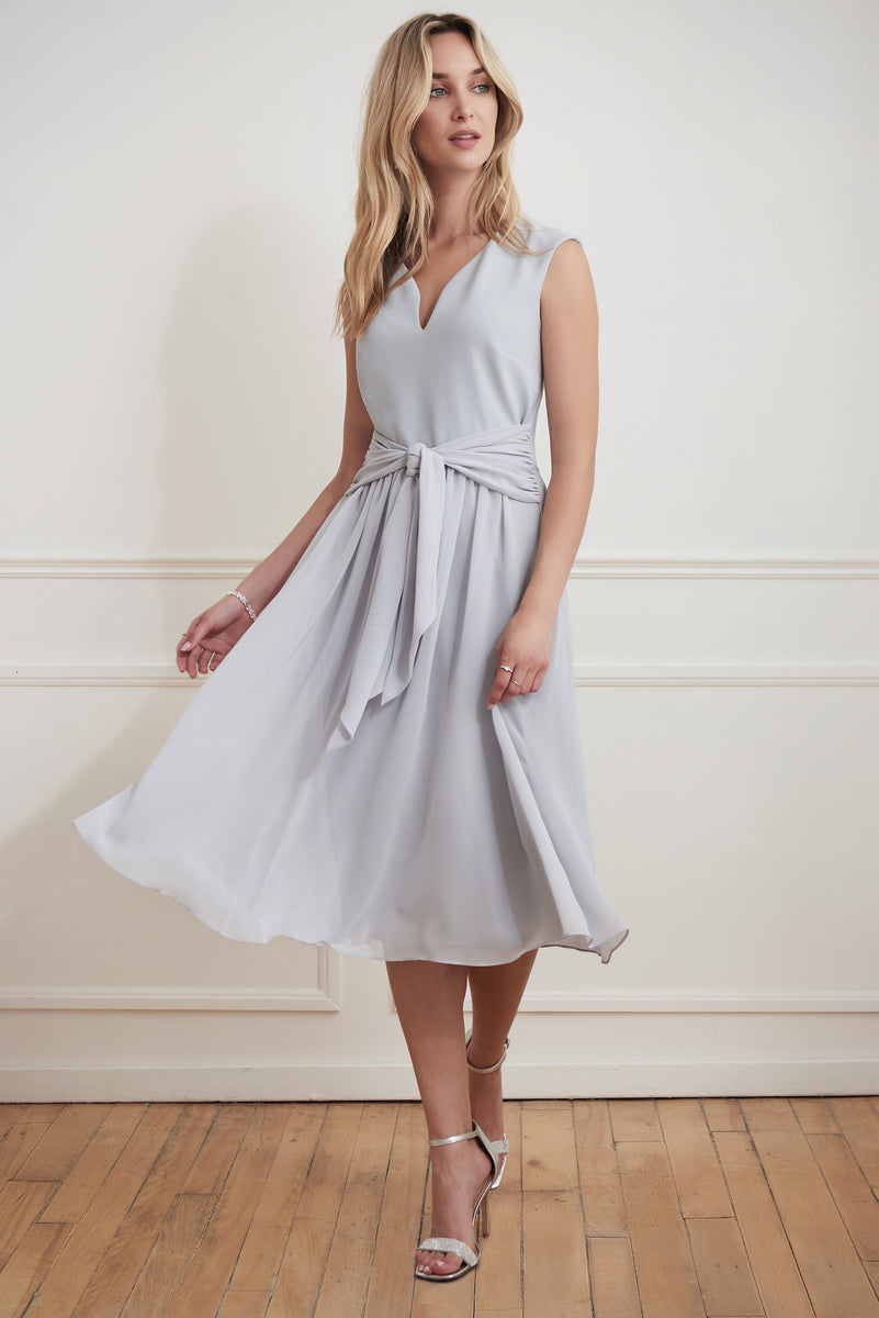 DRESS WITH A BELTED WAIST