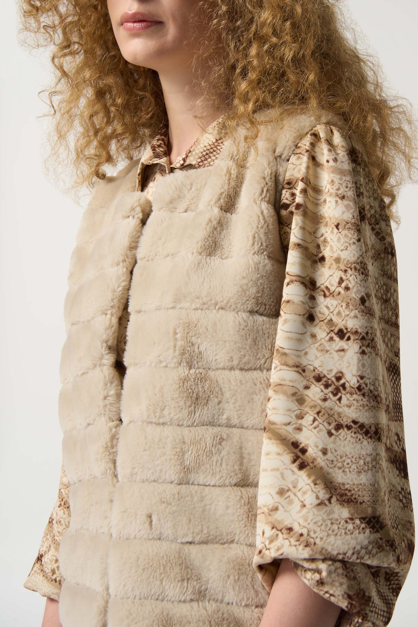 Faux Fur Sleeveless Vest