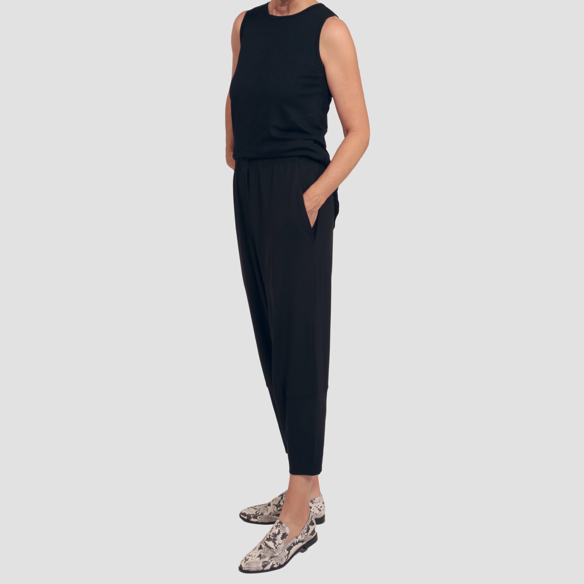 HALO LANTERN PANT - BLACK